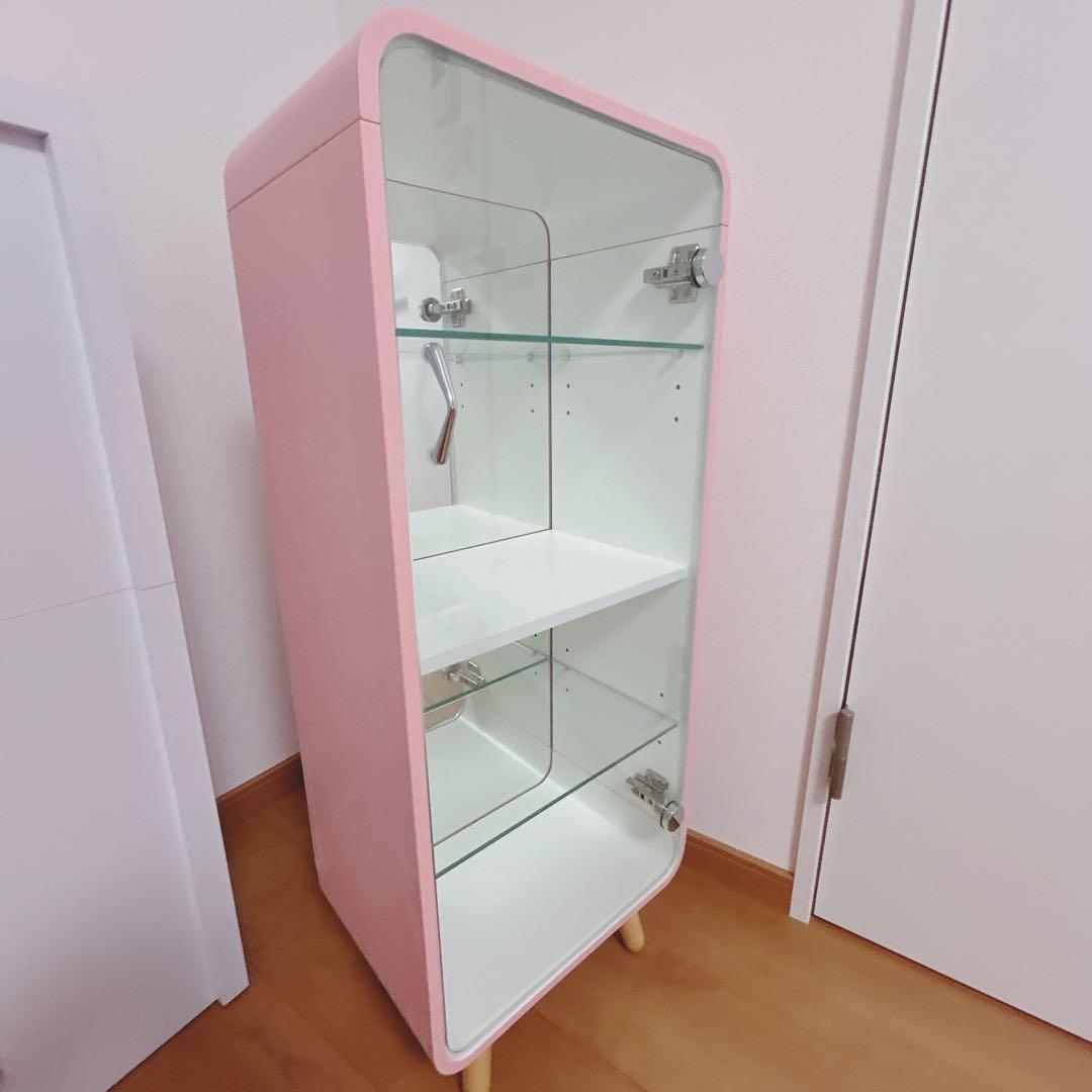 【送料込み美品】ガラスケース ディスプレイケース 推し棚　４段　取手付き　ピンク