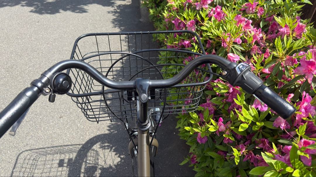 【引き取り限定】TURBULIGHT シティサイクル カーキ　前カゴ・ライト付き