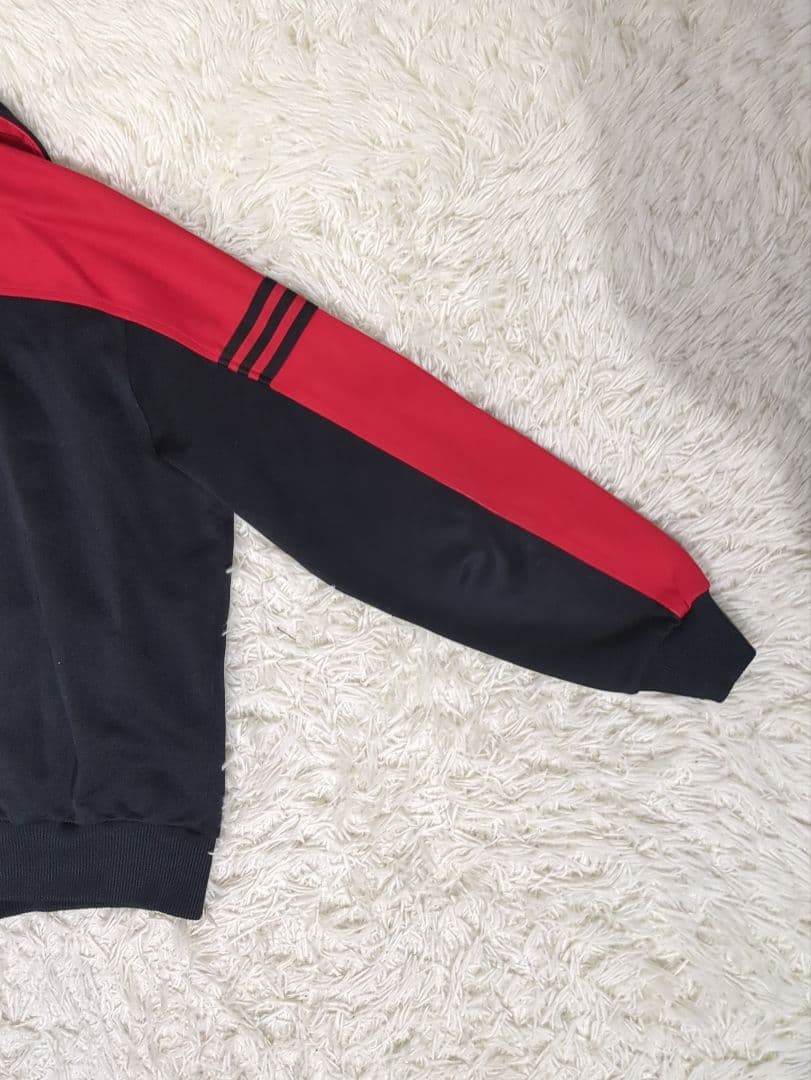 ADIDAS デサント ジャージ Mサイズ