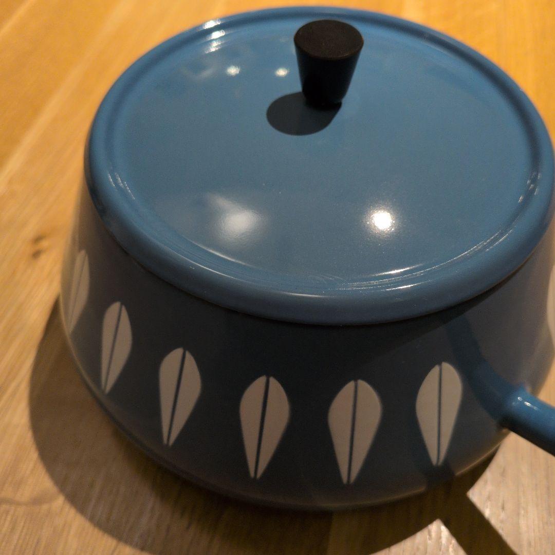 キャサリンホルム　ブルーロータス　フォンデュパン