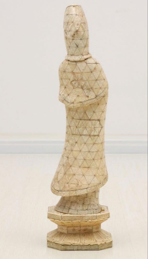 中国古美術品　清の時代　骨製 観音菩薩立像 H56.2×W15.3×12.5cm