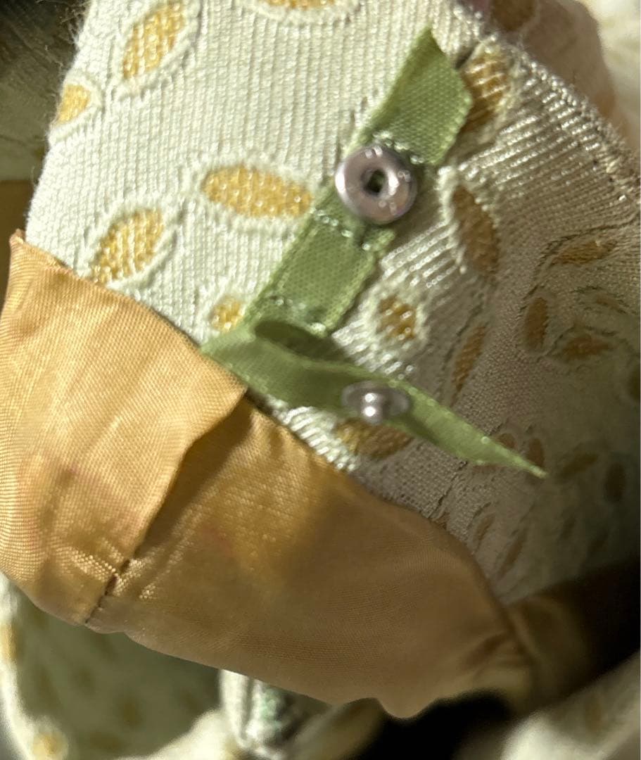 シビラ 薄い緑色のフォーマルスーツ