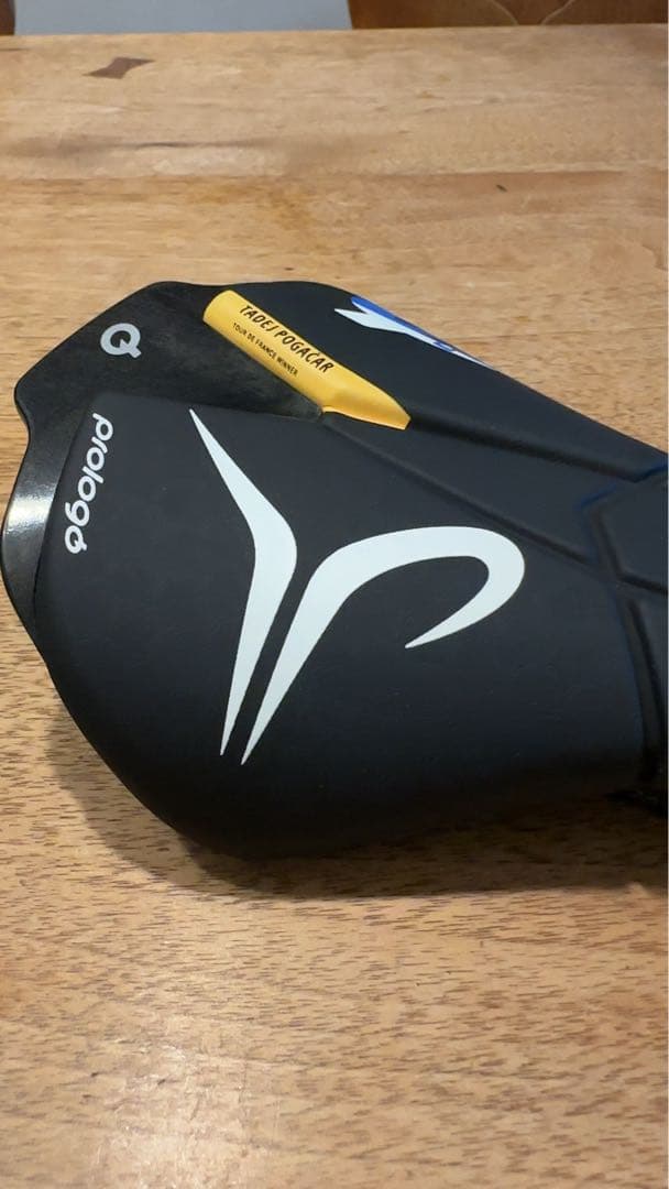 prologo Tadej Pogačar 限定サドル