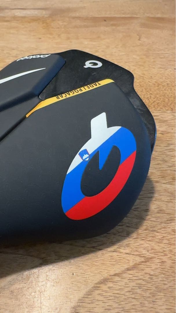 prologo Tadej Pogačar 限定サドル