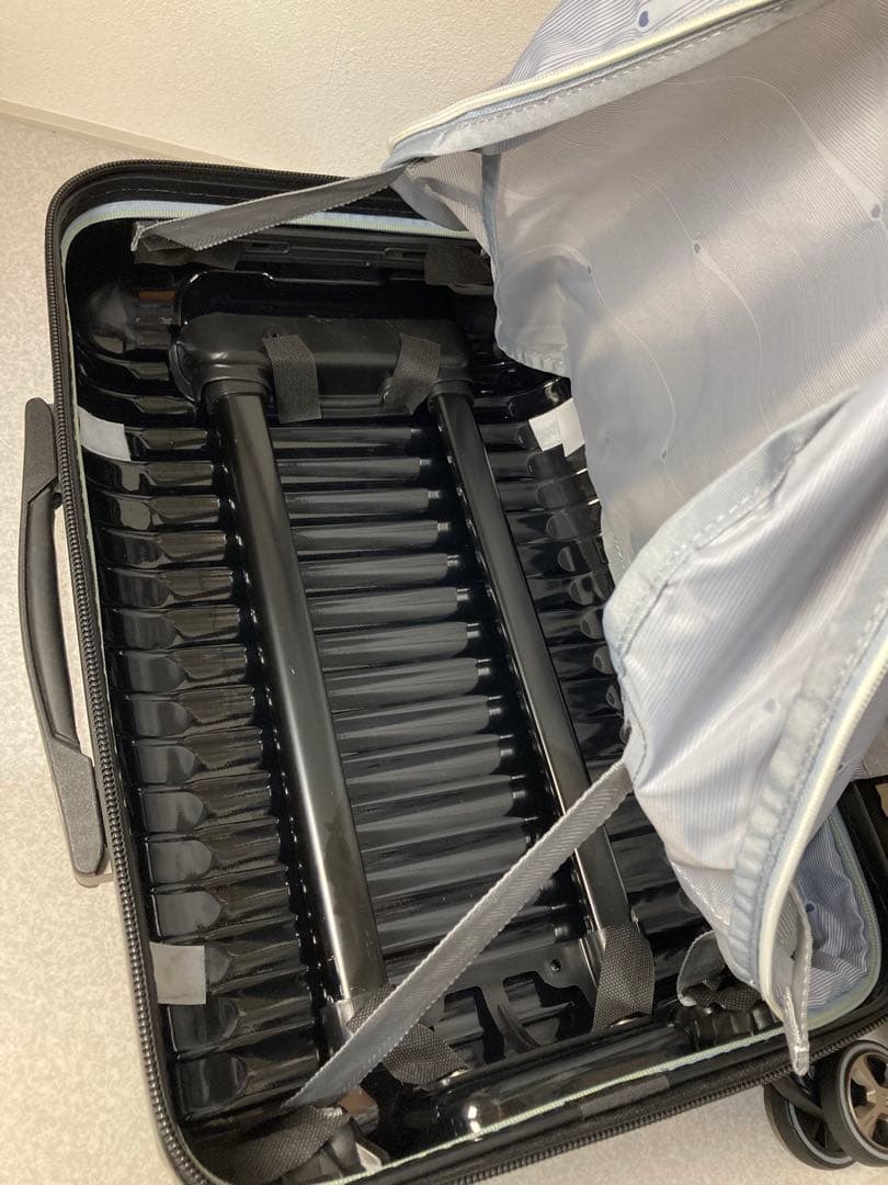 未使用級 デルセー パリ キャリーバッグ スーツケース　小型　機内持ち込み可