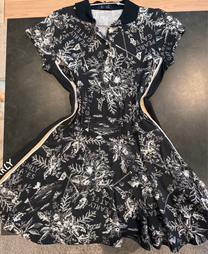 即完売品PEARLY GATES フラワープリント ワンピース♡新品未使用