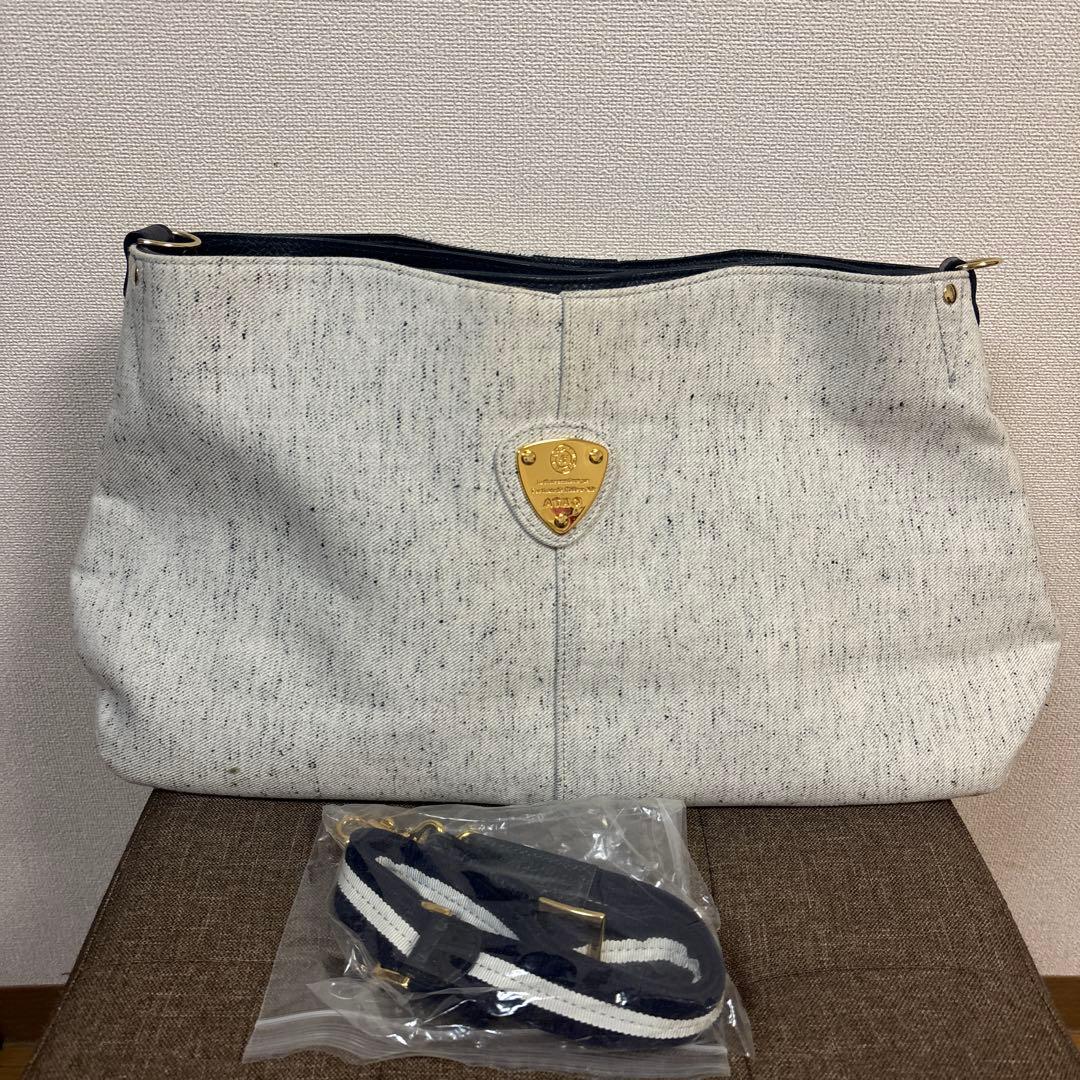 美品ATAOアタオ　エルヴィ2way ショルダーバッグ　ホワイトデニム