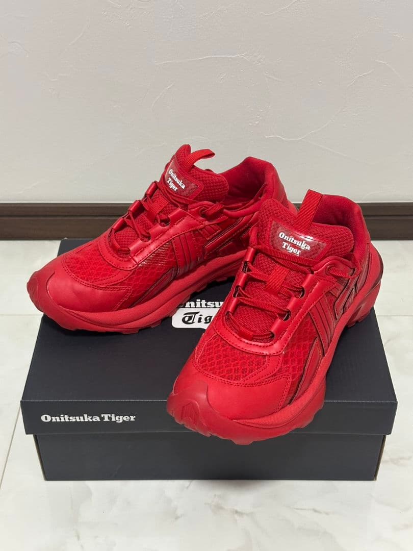 タイムセール♪23:59まで！美品☆オニツカタイガー　TIGTRAIL RS