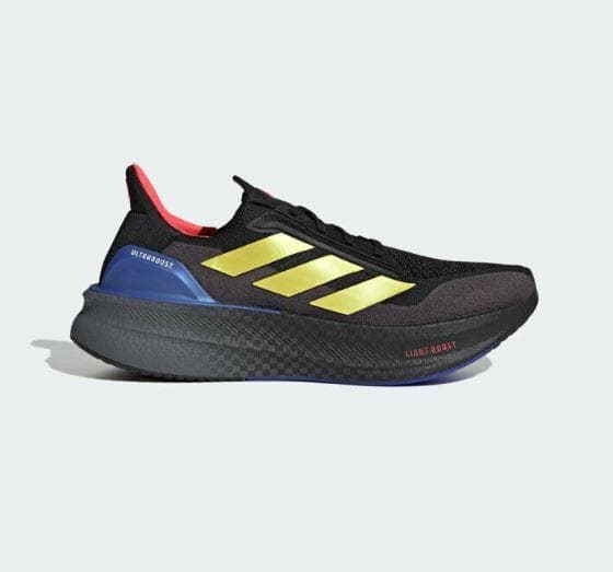 新品 定2.5万 adidas アディダス ウルトラブースト ランニングシューズ