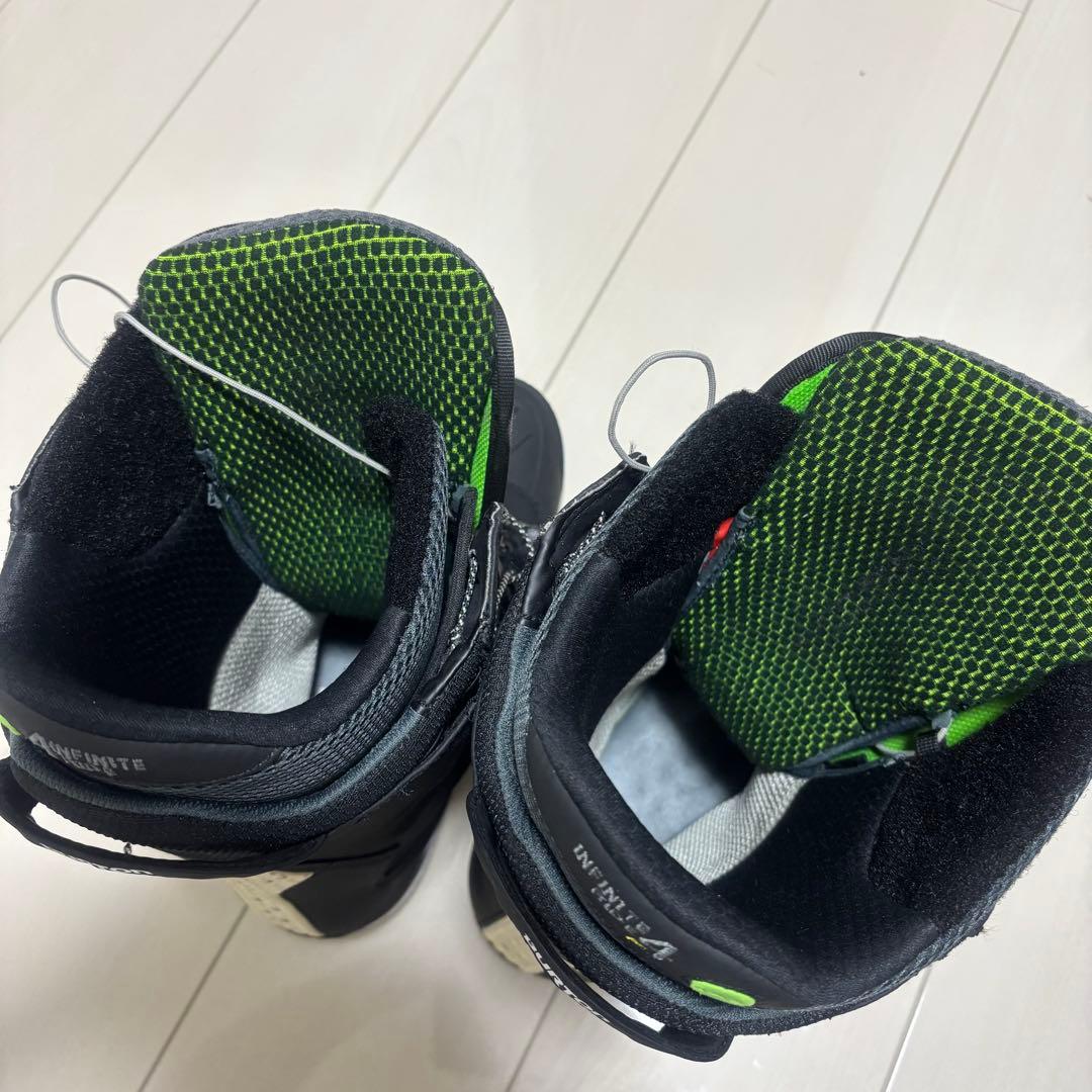 バートン スノーボードブーツ ION-ASIAN FIT