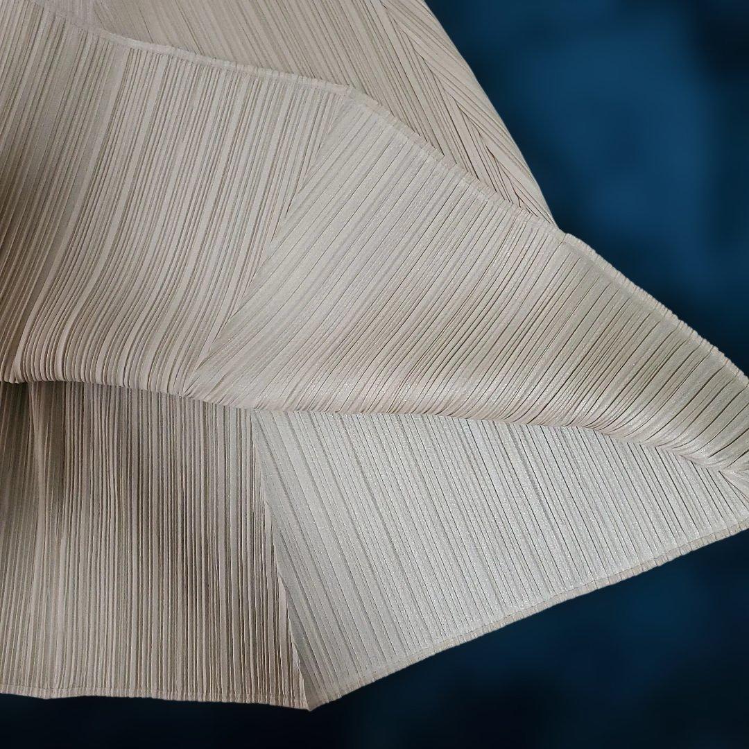 プリーツプリーズ　スカート ベージュ