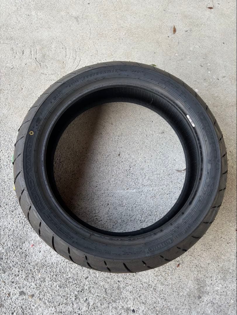 【新品・未使用】 DUNLOP160/60ZR17 120/60ZR17