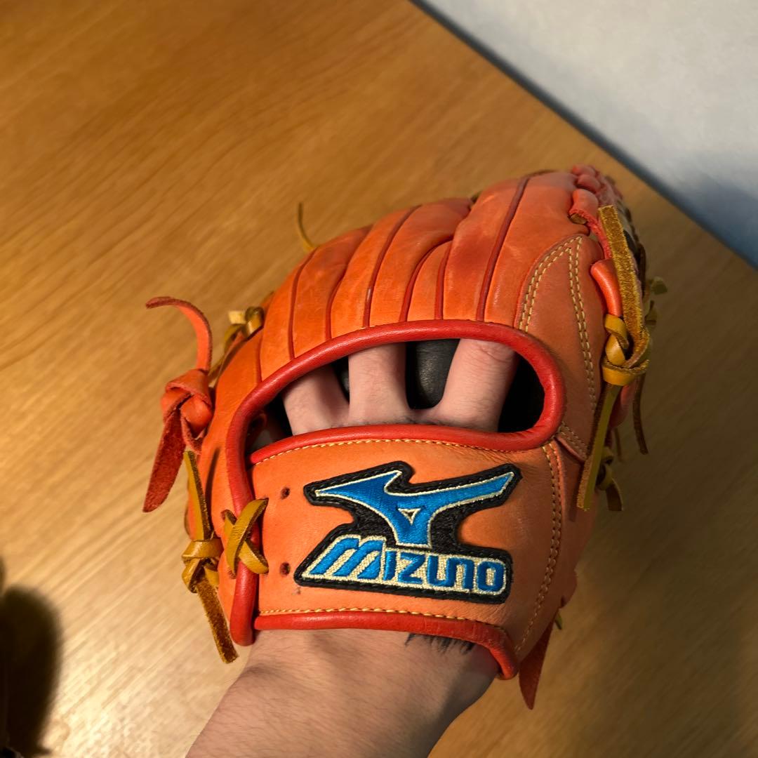 Mizuno 野球グローブ 2つセット(大人用と子供用)＋ボール付き