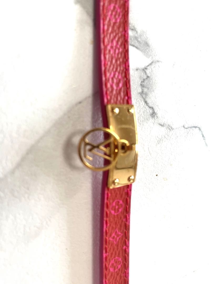 ルイヴィトン　LOUIS VUITTON モノグラムブラスレット