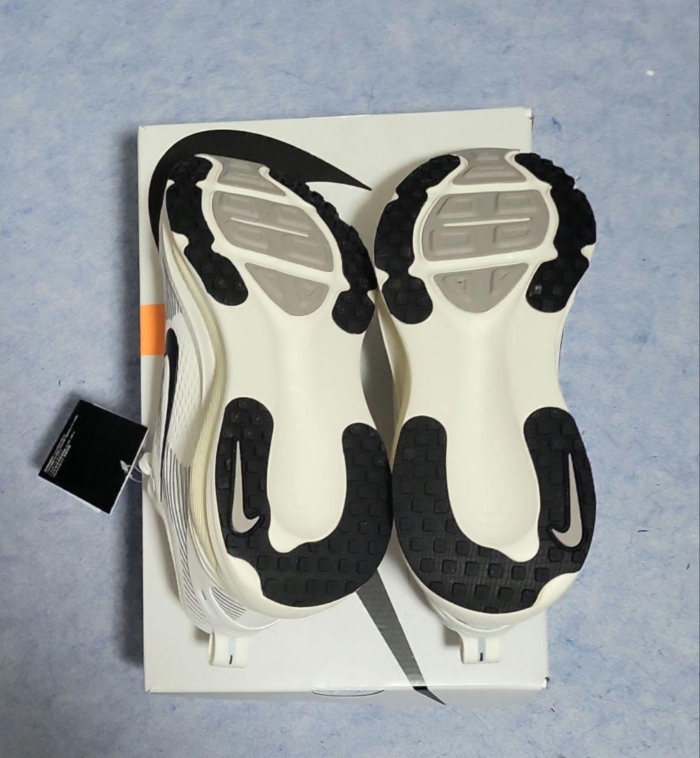 ナイキ ボメロ18