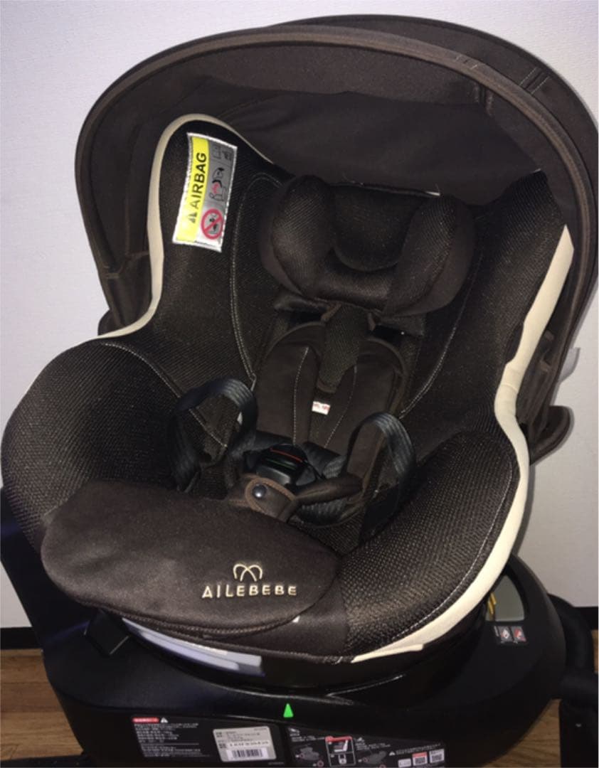 エールベベ3iプレミアム⭐️回転式チャイルドシートマロンブラウン