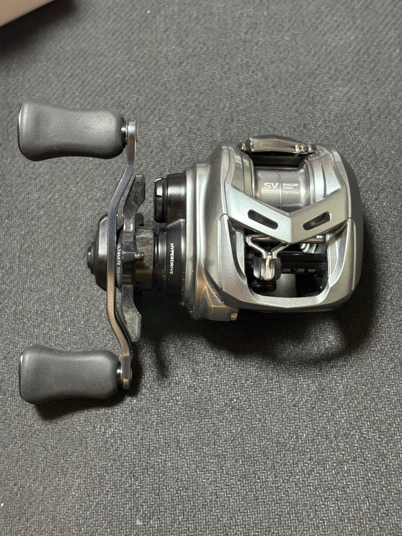 即日発送 極美品 新品購入後使用1回 21アルファスSVTW 800S-XH