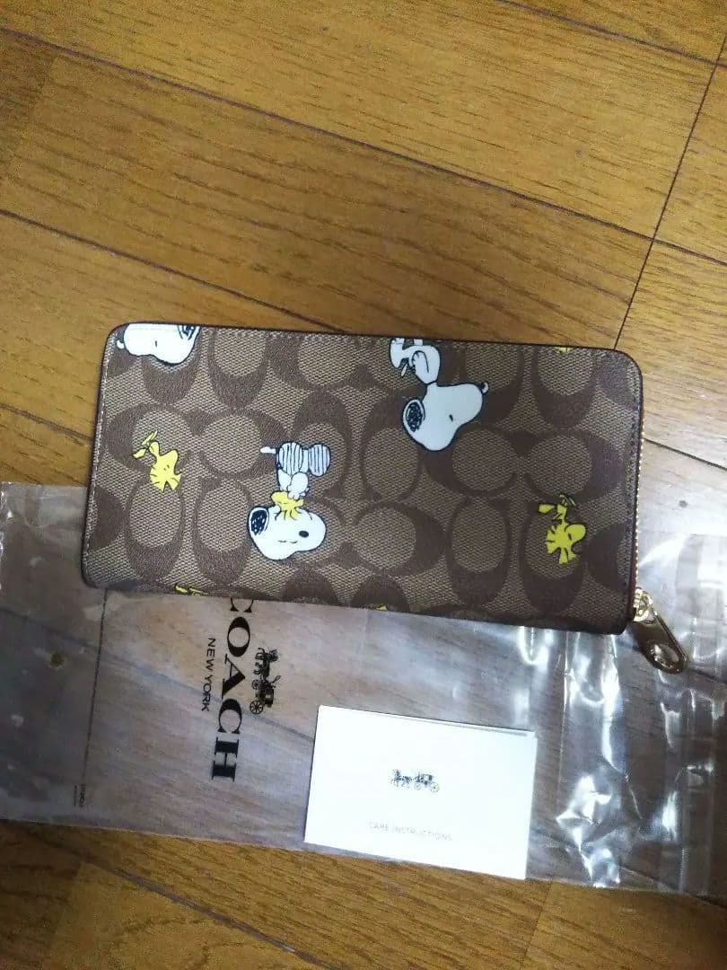 COACH スヌーピー 長財布