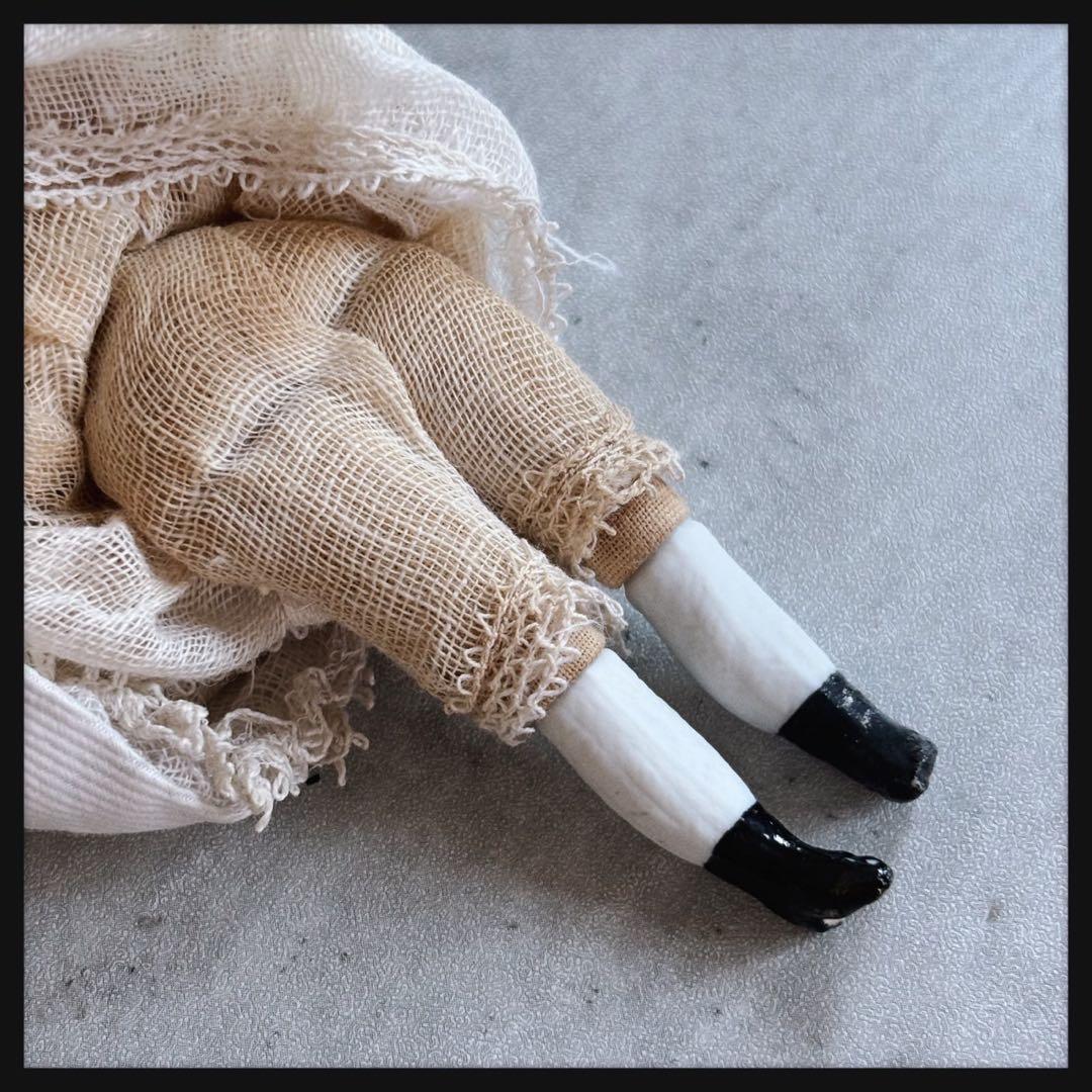 レアアンティーク 小さな少女のパリアンドール ビスクドール