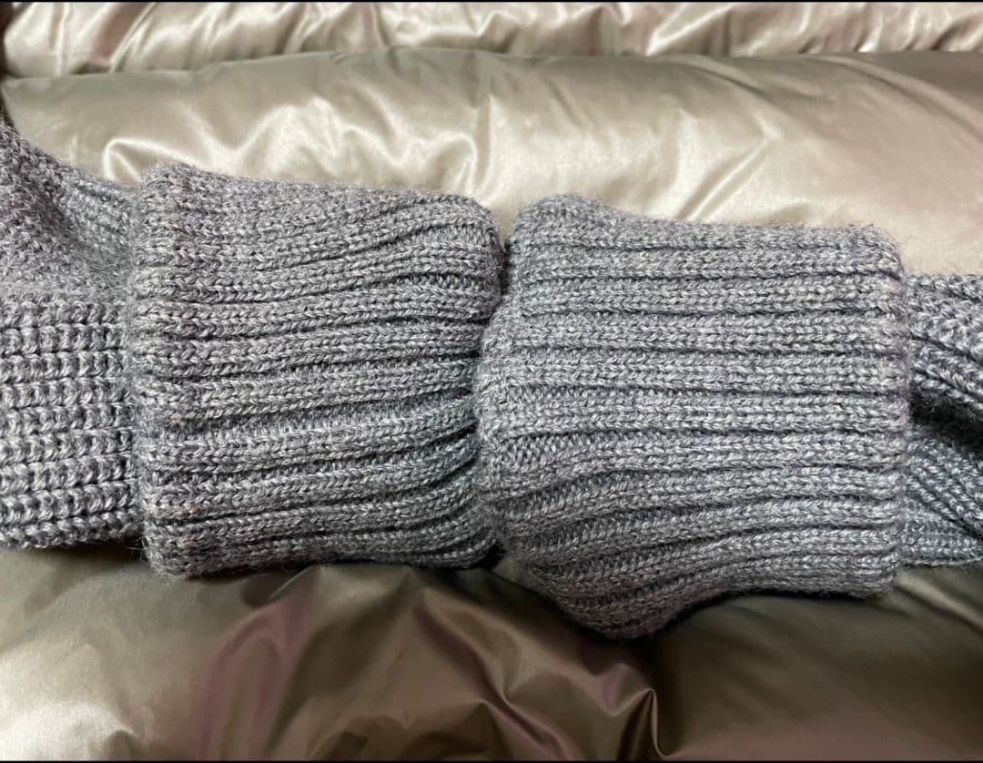 【モンクレール】 ニット✕ダウン・ハイブリットパーカー