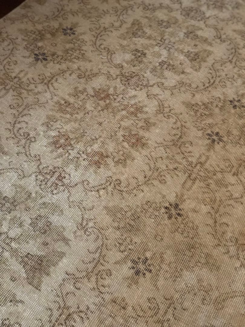 ヴィンテージラグ　ウォッシュ　ベージュオーバーダイ　フローラル　トルコ