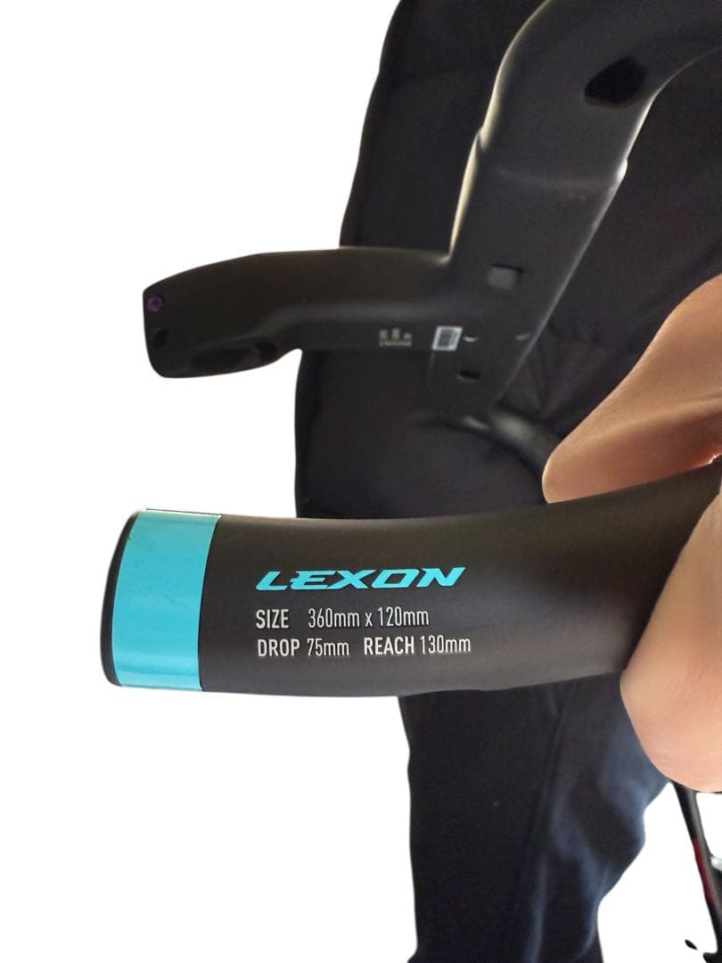 LEXON VERO カーボン一体型ハンドル