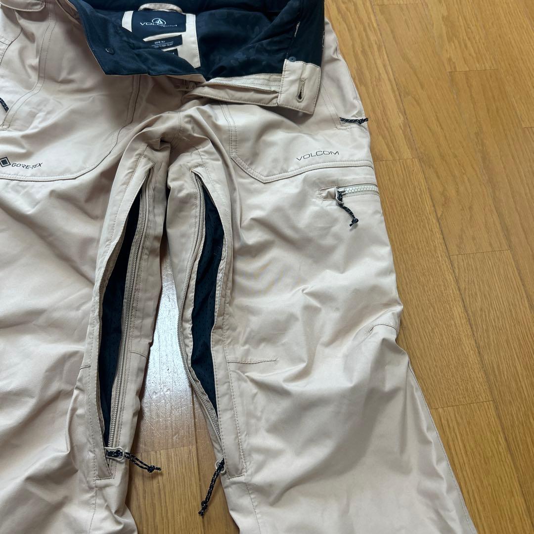 HOLDEN スノーボードウェア VOLCOMパンツ