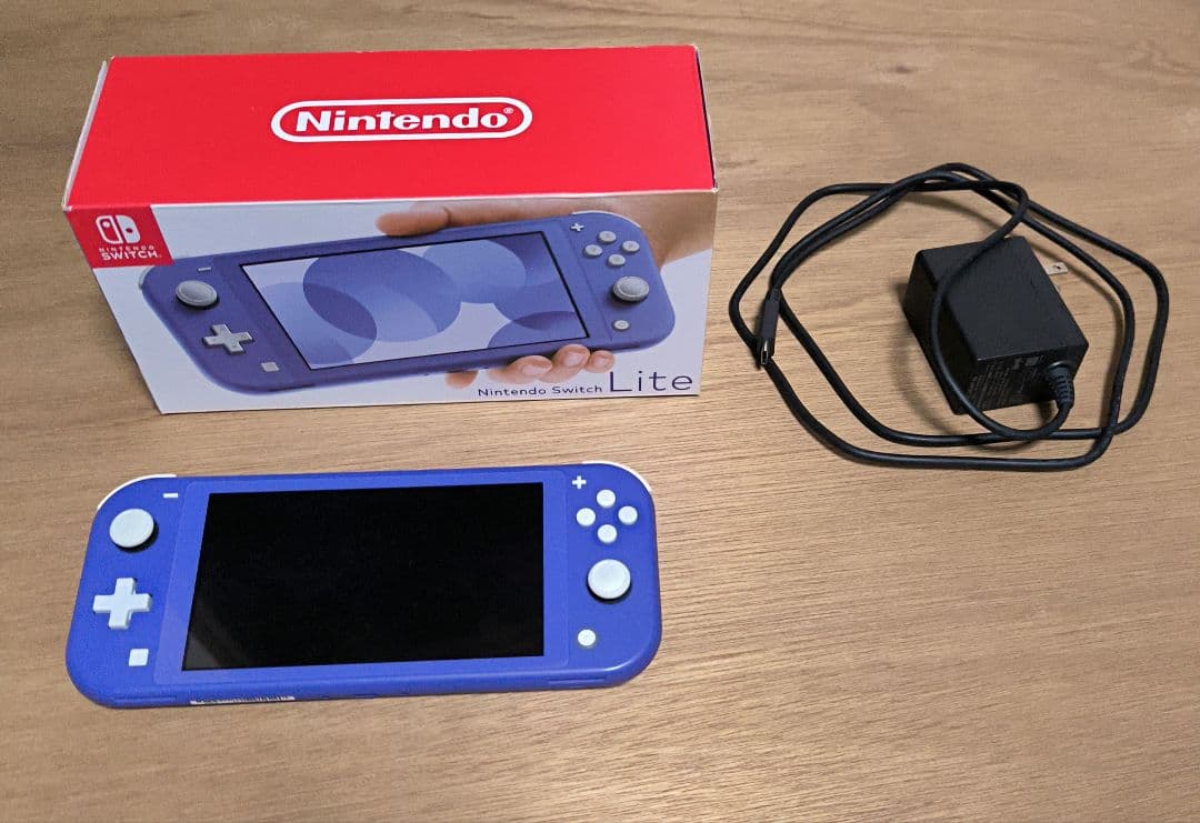 NintendoSwitchライト【中古】