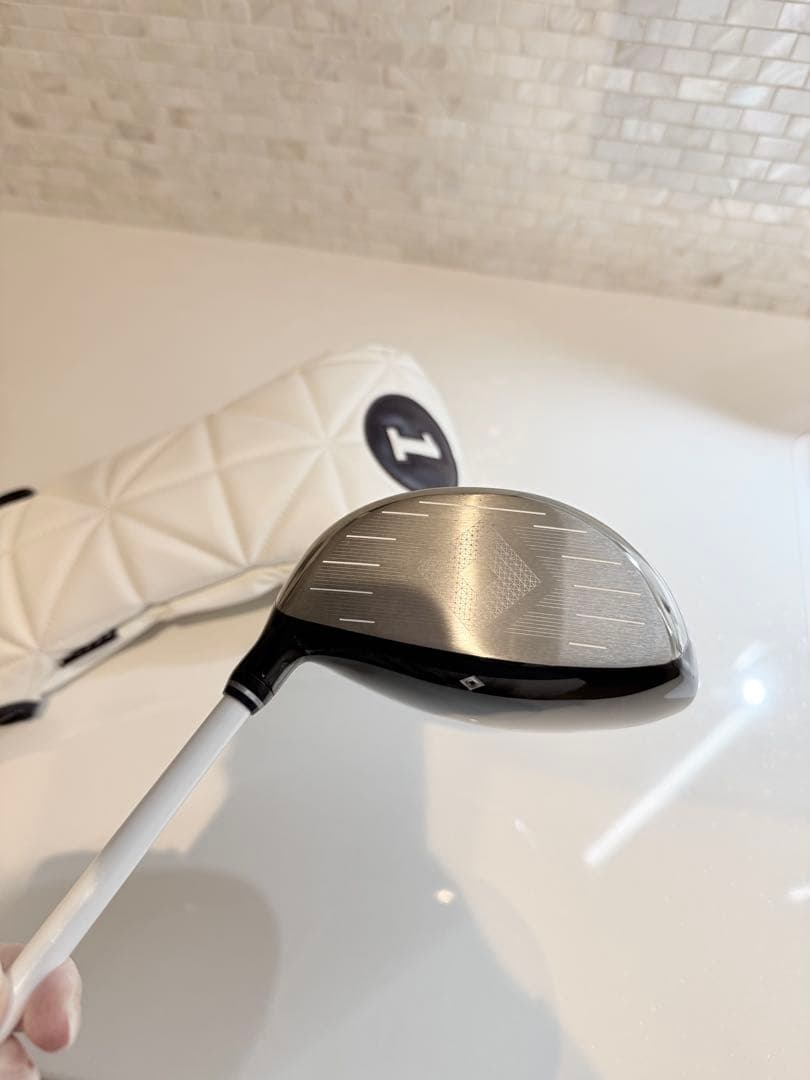 超美品コーティング済　2025年製　ONOFF オノフ　レディース　ドライバー