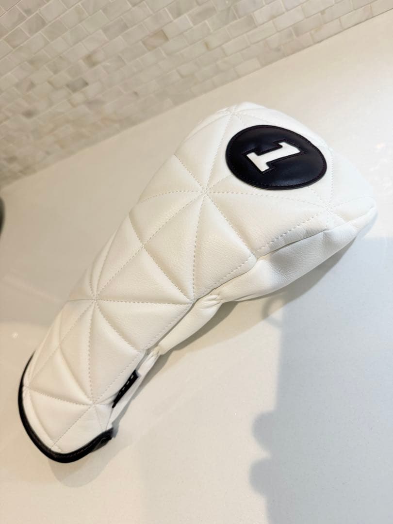 超美品コーティング済　2025年製　ONOFF オノフ　レディース　ドライバー