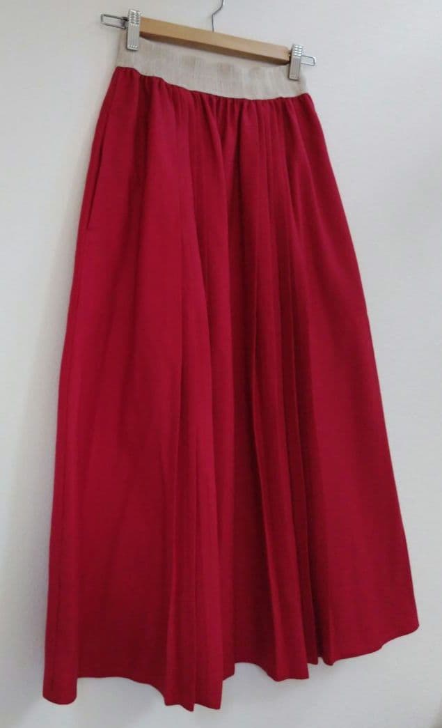 オニールオブダブリン ウール プリーツ入り ロングスカート アイルランド製 赤
