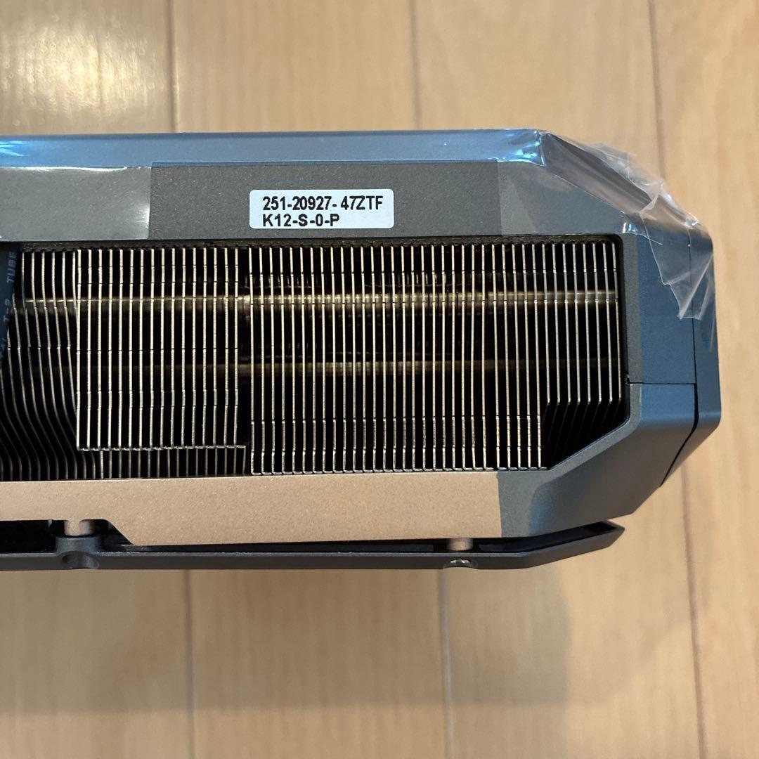 グラフィックボード　グラボ 5090 ヒートシンク　ファン　など