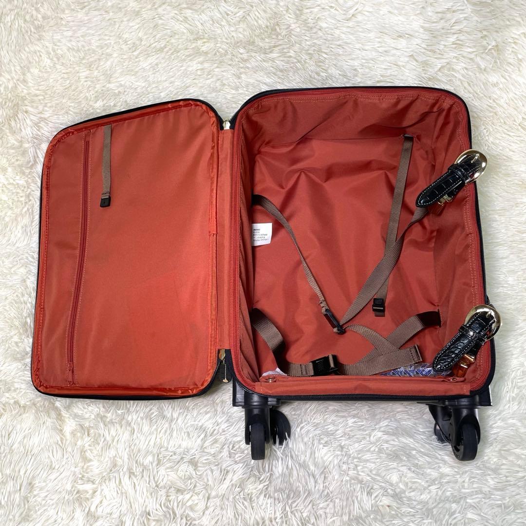 SWANY スワニー クロコ型押し キャリー ブラック