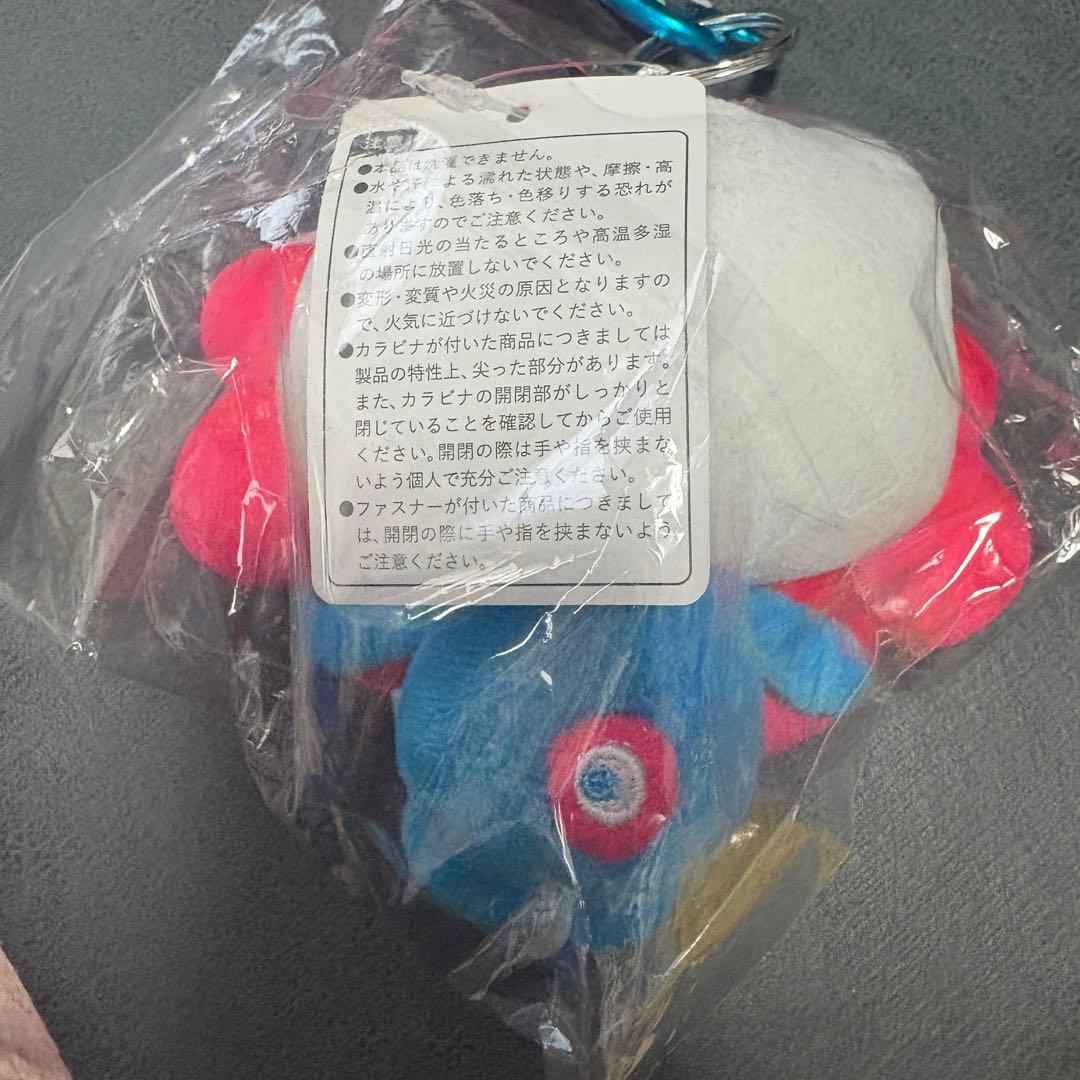 【大阪関西万博】ミャクミャク×サンリオ　なりきりぬいぐるみハローキティ