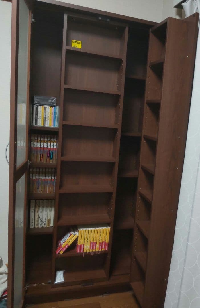 値下げ！11月5日まで！木製 ガラス扉 　スライド本棚　ニトリ