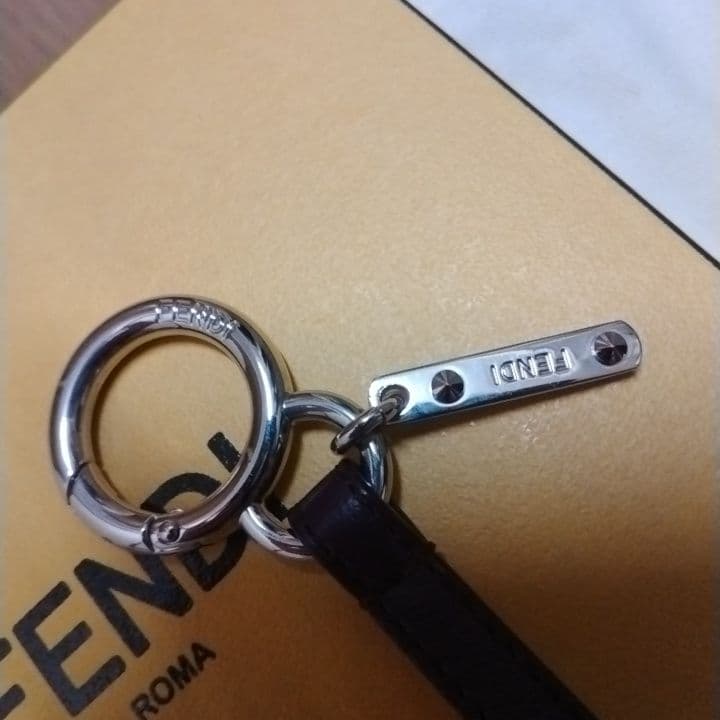 お値下げ FENDI バッグチャーム Apple りんご ピーカブー お値下げ