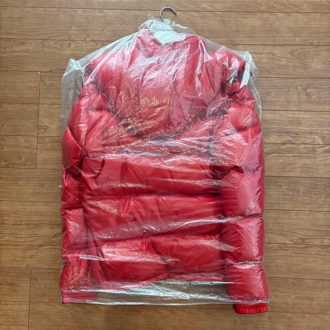 最終値下げ）MONCLERレッド赤いフード付きダウンジャケット
