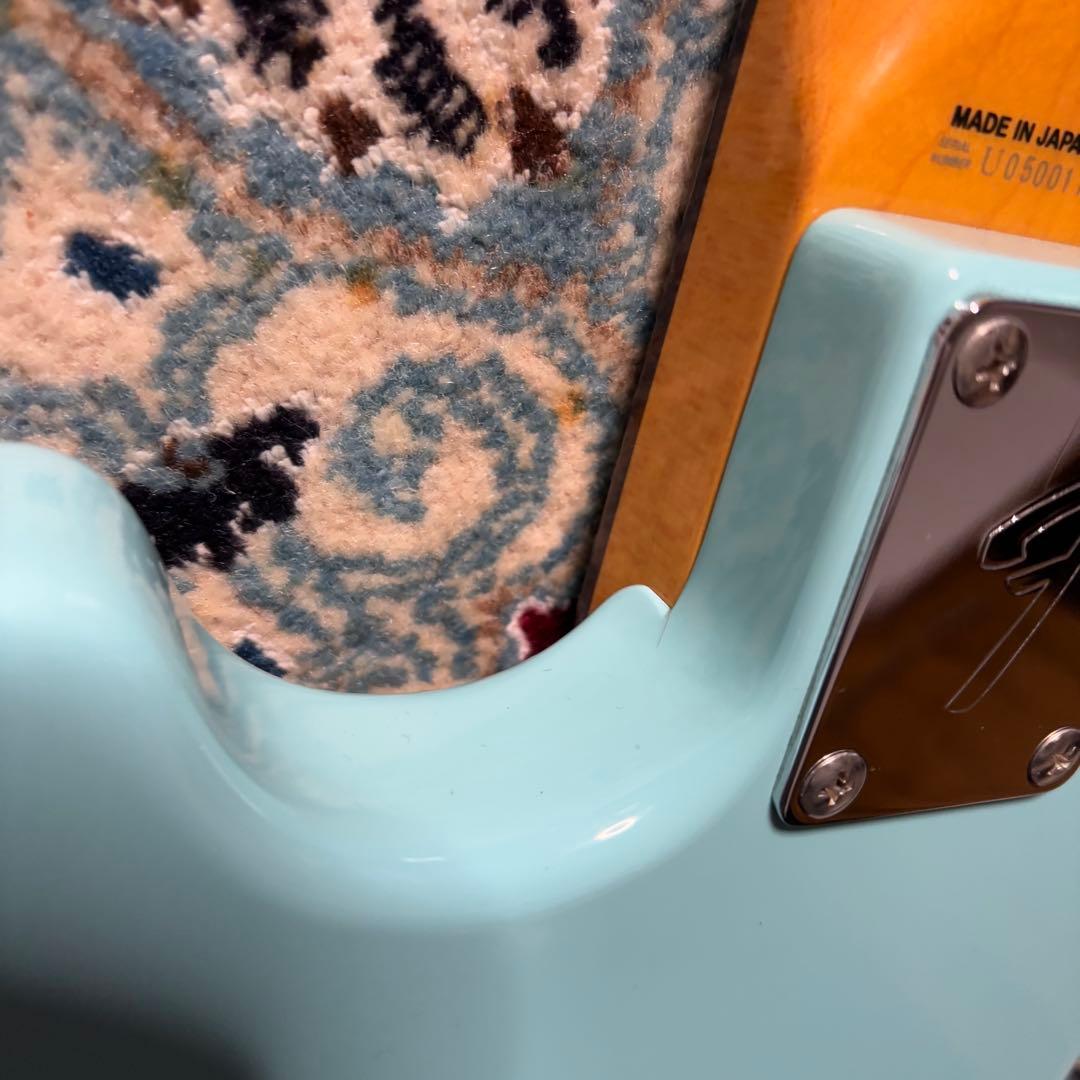 逸品Fender Mustang Japan  Cobain