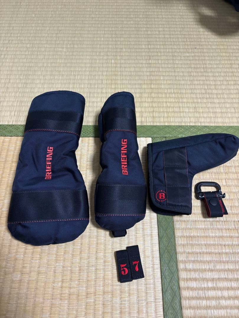 限定　ブリーフィング　キャディバッグ　CR-4 ディープシー ヘッドカバーセット