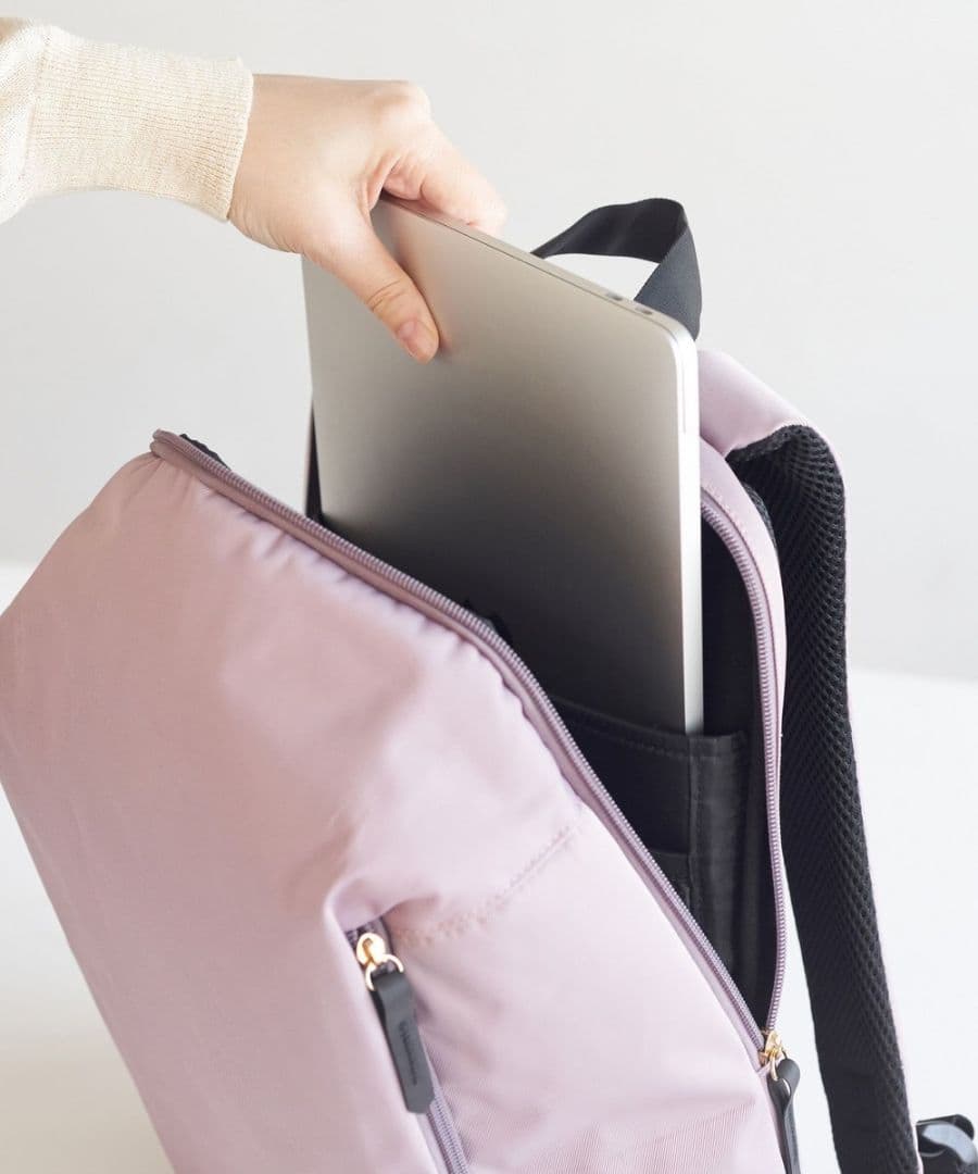 【値下げ】アフタヌーンティーワードローブ　無重力リュック　11L