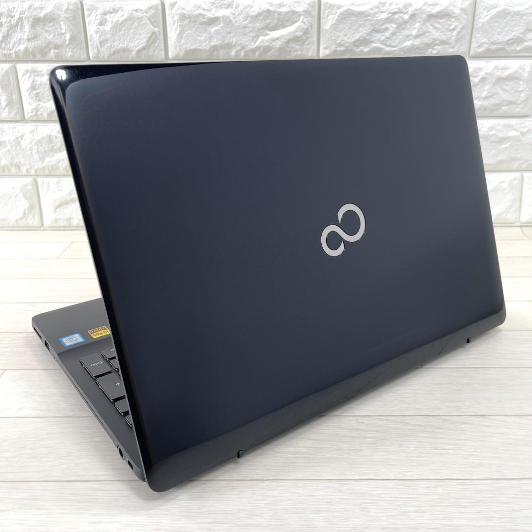 富士通 i7 新品SSD512G メモリ16 Windows11 ノートパソコン