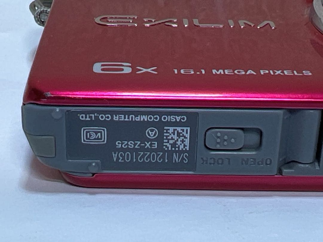 CASIO EXILIM EX-ZS25コンパクトデジタルカメラ