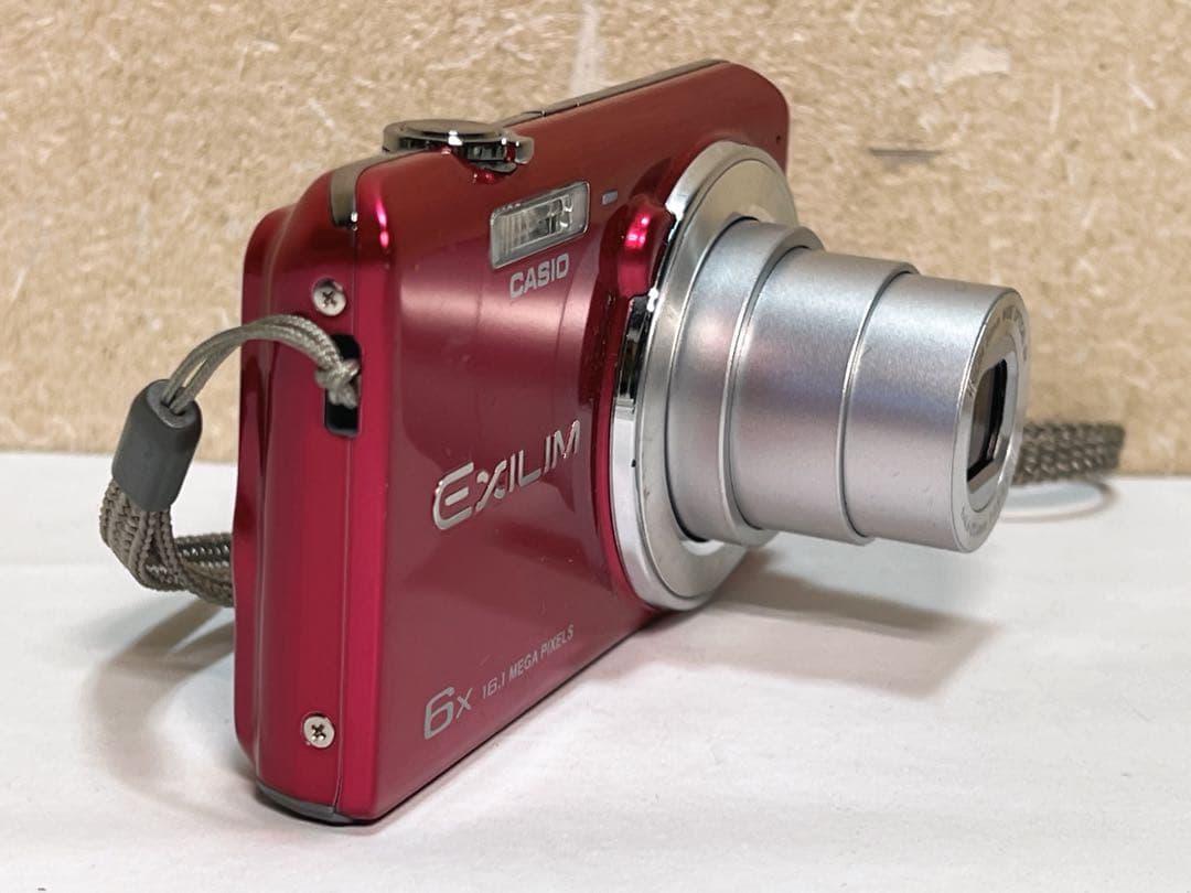 CASIO EXILIM EX-ZS25コンパクトデジタルカメラ