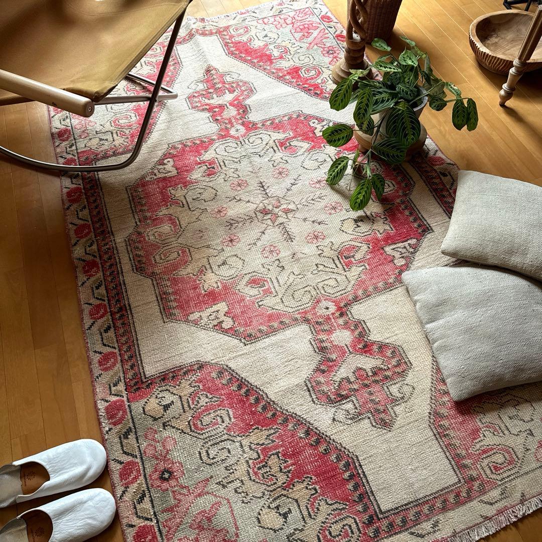 120×199 アヴァノスラグ　コーラルレッド×ベージュ　トルコヴィンテージラグ