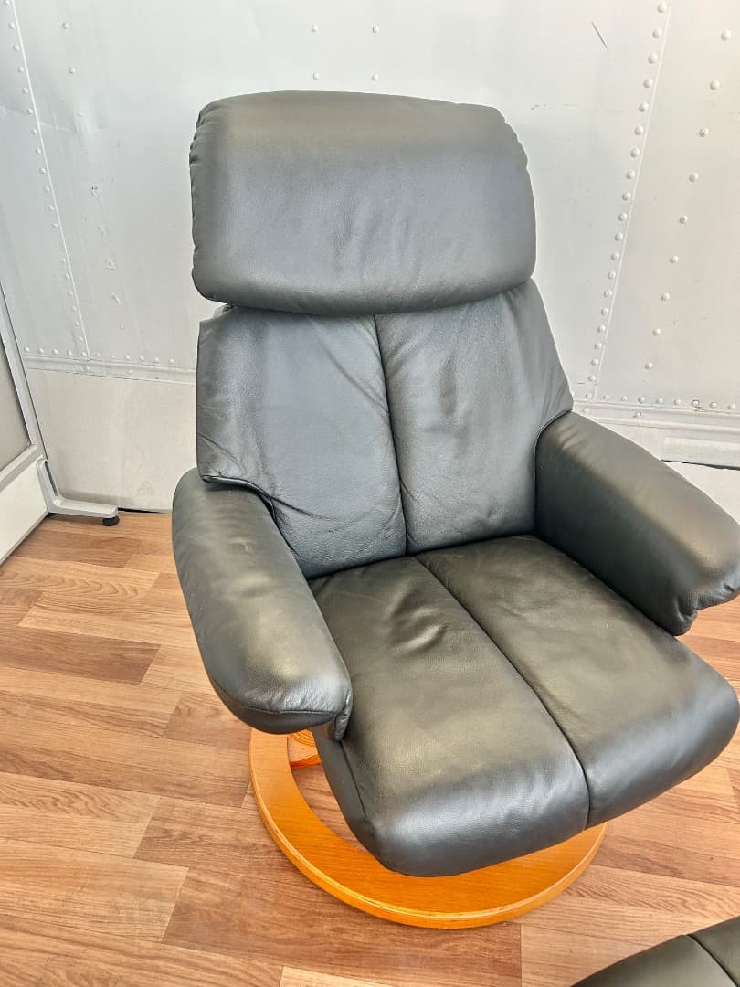 黒　パーソナルチェア　椅子　リクライニング　オシャレ　インテリア　モダン