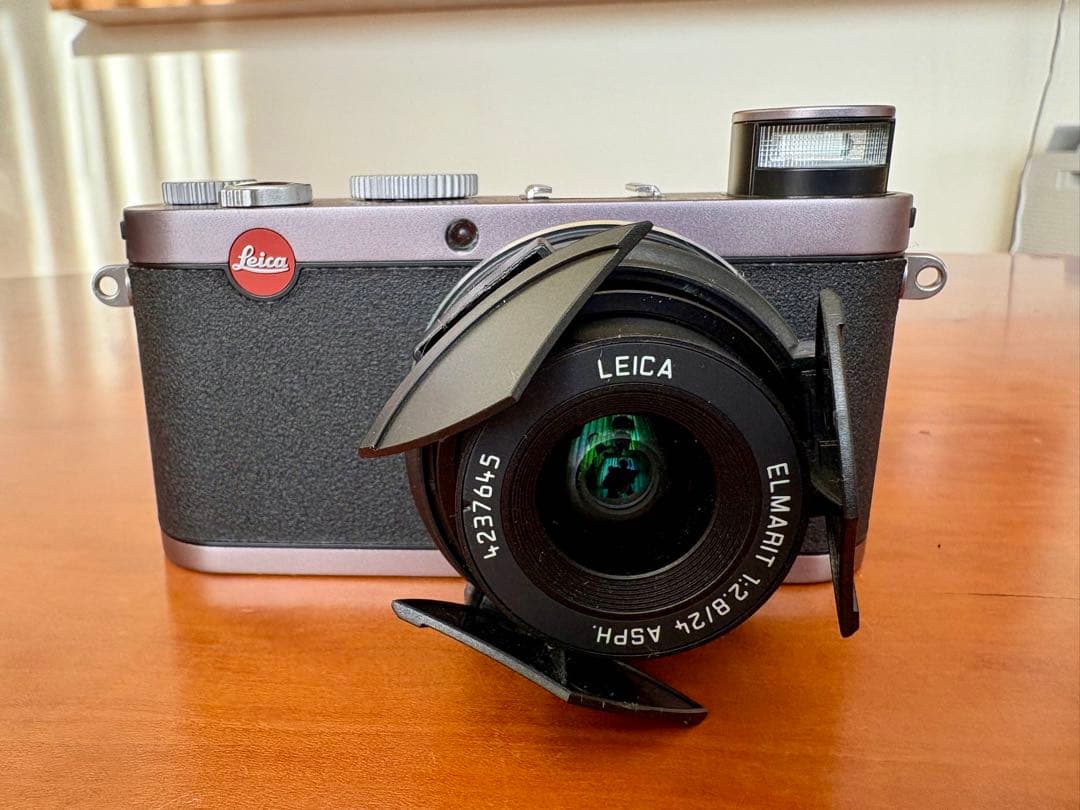 【美品・動作確認済】Leica X1 スチールグレー オートレンズキャップ付