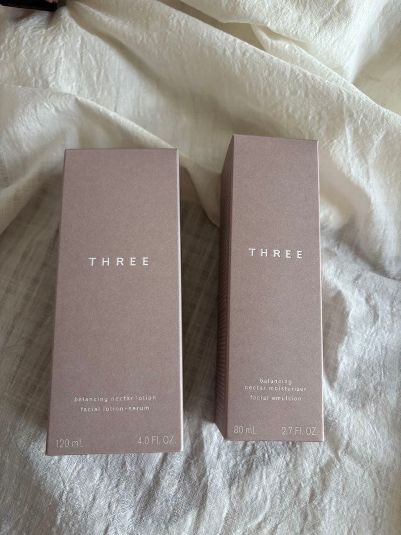 THREE バランシングネクター化粧水・乳液 2点セット