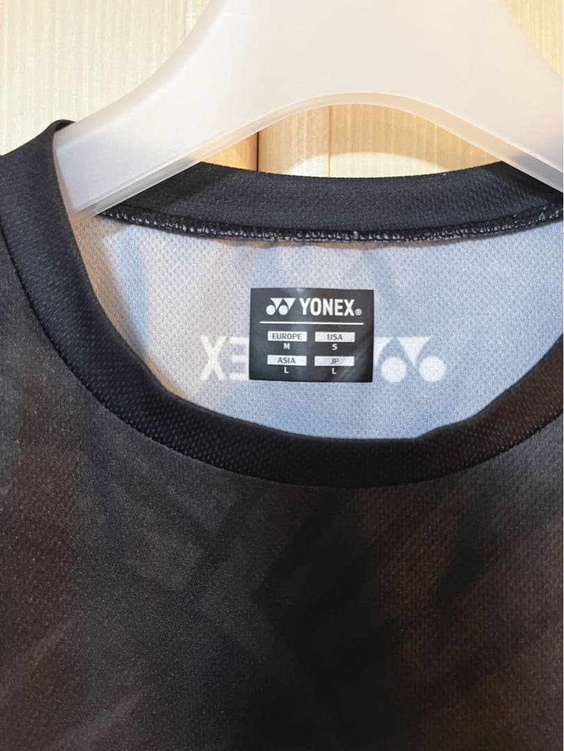 YONEX ボルトレイジ 限定Tシャツ