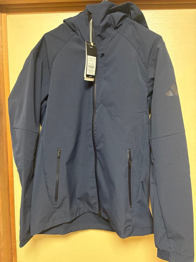 adidas プレミアムジャケット