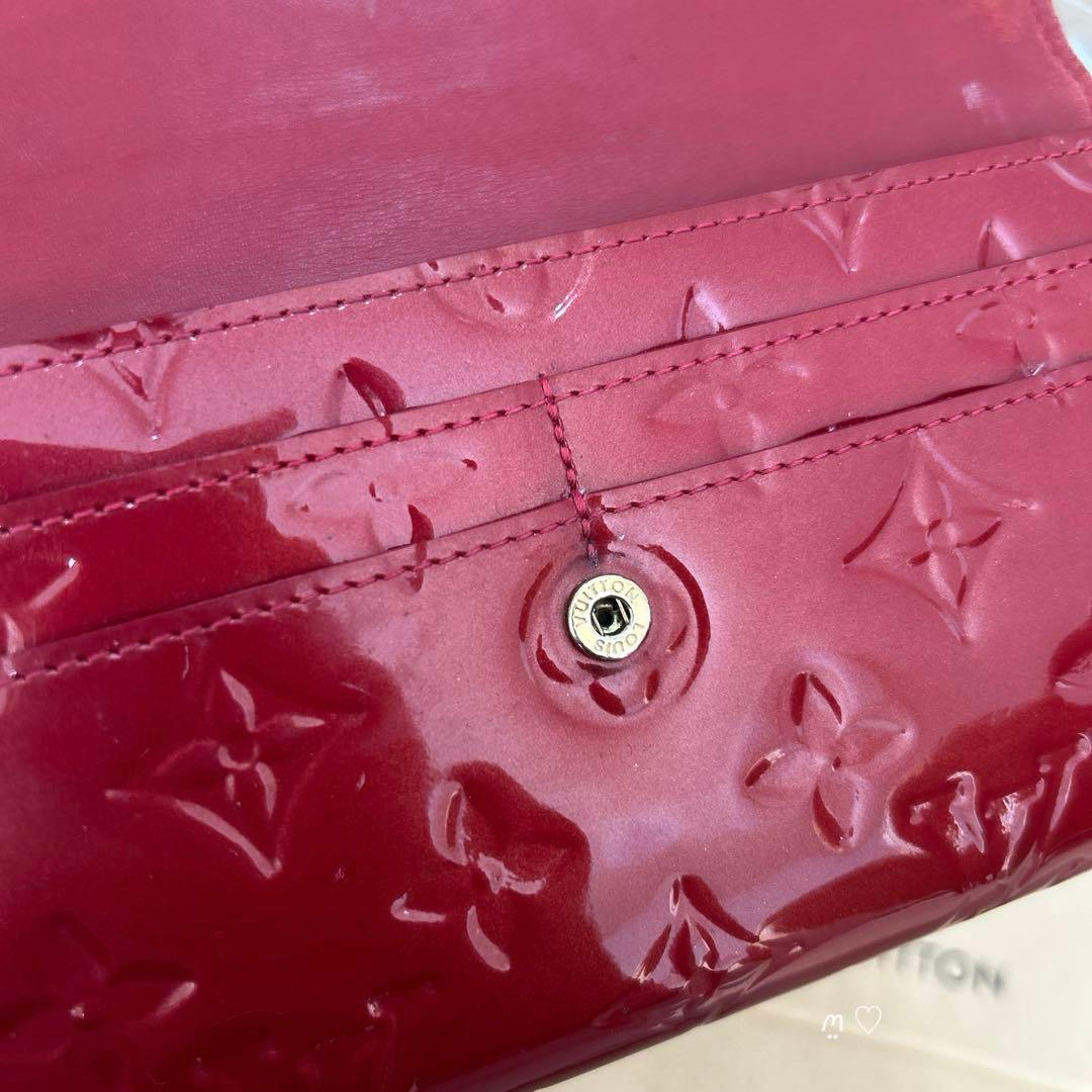 LOUIS VUITTON　ルイヴィトン　ヴェルニ　ポルトフォイユ・サラ　長財布